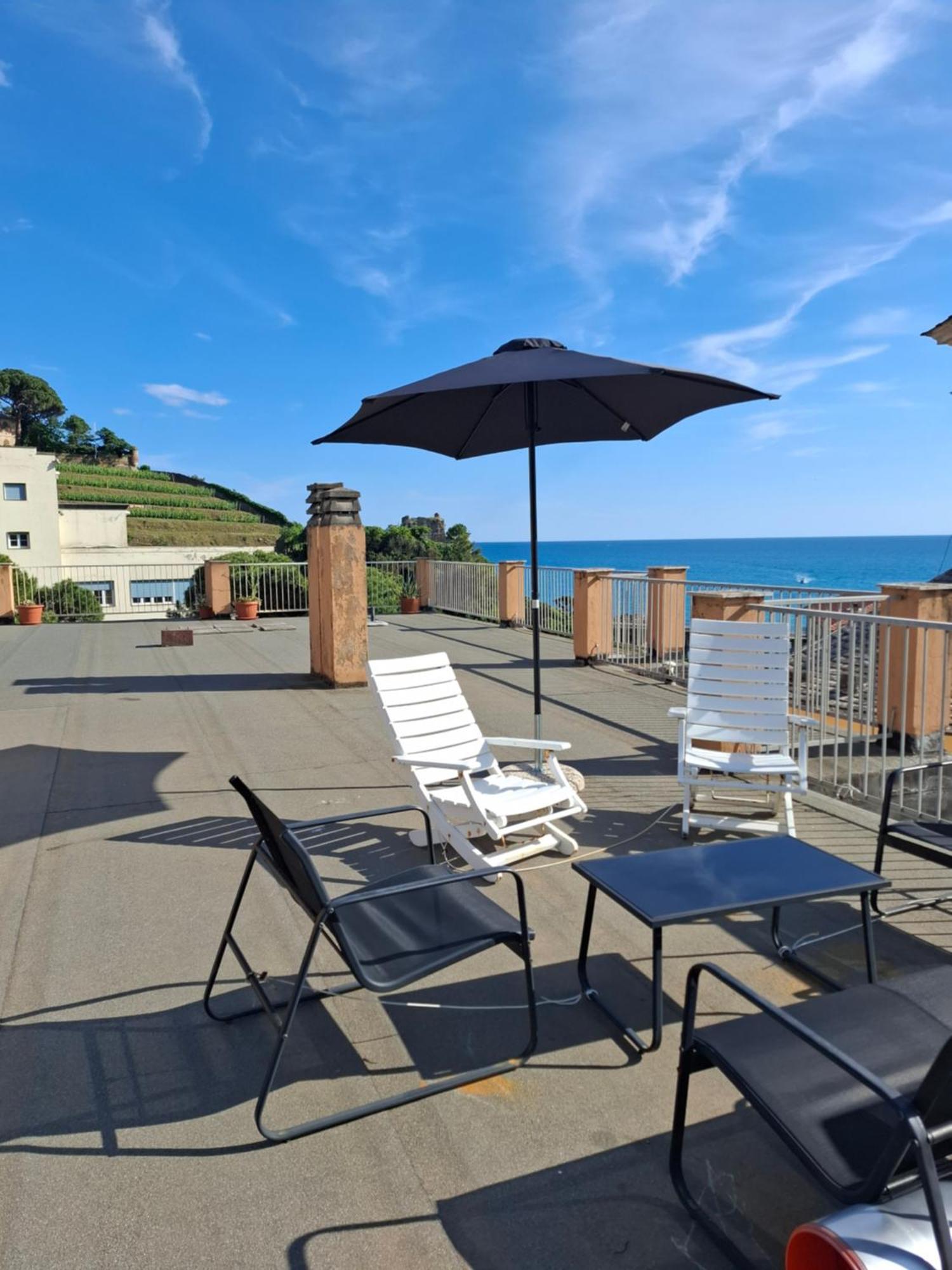 Moneglia Beach Downtown Exterior foto